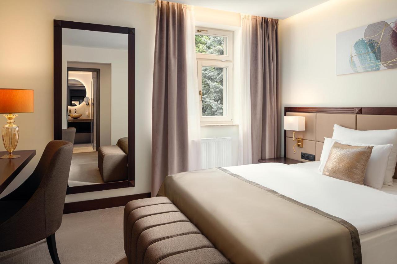 Boutique Hotel Saxonia Karlowe Wary Zewnętrze zdjęcie