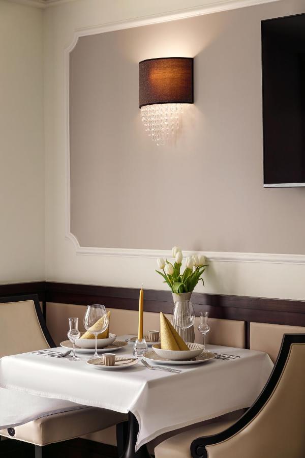 Boutique Hotel Saxonia Karlowe Wary Zewnętrze zdjęcie